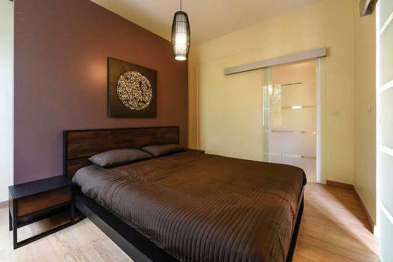 Appartement Le Chateau Мериньяк Екстер'єр фото